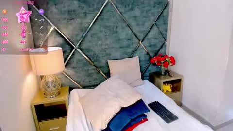 Snapshot of ash_monroee chatting on December 18, 2025, 1:50 pm Ash Monroee online show from December 18, 2025, 1:50 pm