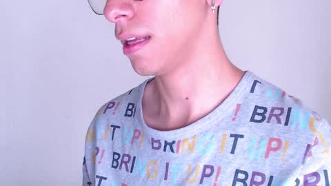 Snapshot of ash_v1 chatting on February 12, 2025, 2:43 pm Ash online show from February 12, 2025, 2:43 pm