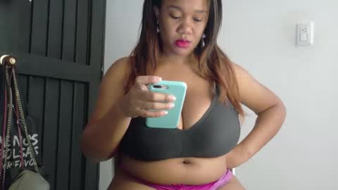 Snapshot of ashanty_1012 chatting on October 9, 2025, 5:00 pm ashanty_1012 online show from October 9, 2025, 5:00 pm