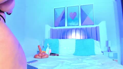 Snapshot of ashasinclair chatting on January 10, 2025, 3:50 am Asha online show from January 10, 2025, 3:50 am