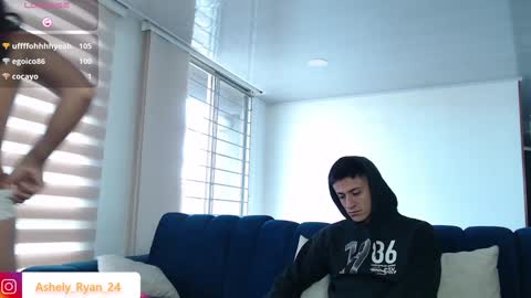 Snapshot of ashely_ryan24 chatting on December 19, 2024, 3:52 pm Ashley And Ryan online show from December 19, 2024, 3:52 pm