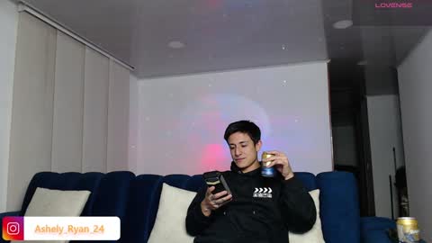 Snapshot of ashely_ryan24 chatting on January 27, 2025, 2:10 am Ashley And Ryan online show from January 27, 2025, 2:10 am