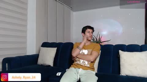 Snapshot of ashely_ryan24 chatting on February 11, 2025, 11:44 pm Ashley And Ryan online show from February 11, 2025, 11:44 pm