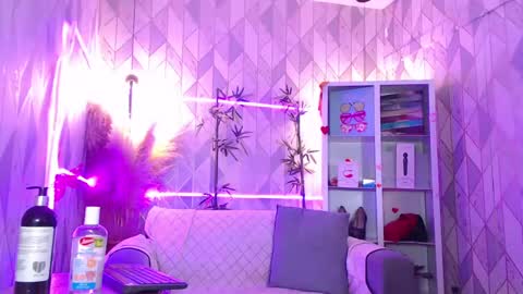 Snapshot of asheybakerx chatting on January 27, 2025, 10:27 am Ashey online show from January 27, 2025, 10:27 am