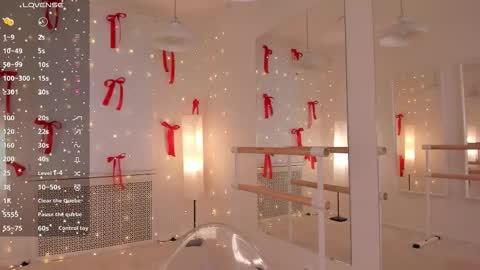 Snapshot of ashhasmy chatting on December 14, 2025, 12:21 pm Ash online show from December 14, 2025, 12:21 pm