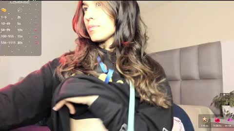 Carolina  online show from February 24, 2025, 11:30 pm