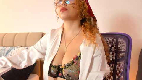 Snapshot of ashley_black6 chatting on February 5, 2025, 4:36 pm Soy Ash online show from February 5, 2025, 4:36 pm