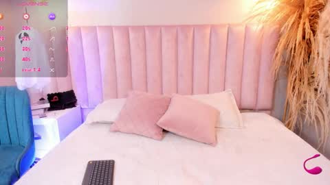 Ashley online show from October 25, 2025, 8:14 pm