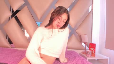 ashley_js online show from January 10, 2025, 7:32 pm