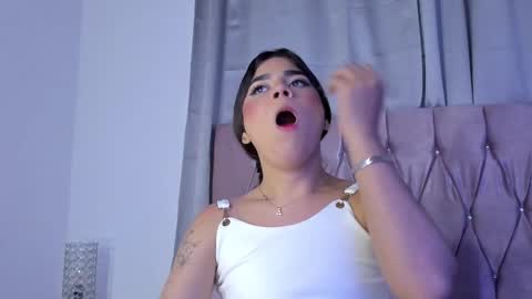 Snapshot of ashley_piinkk chatting on February 24, 2025, 6:49 am Ashley online show from February 24, 2025, 6:49 am