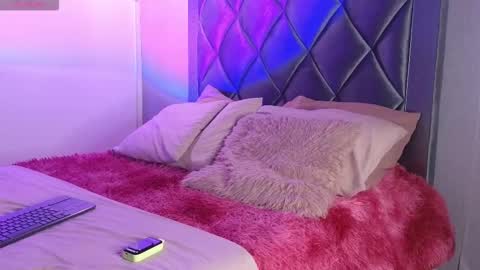 CAMILA online show from December 16, 2025, 8:58 pm