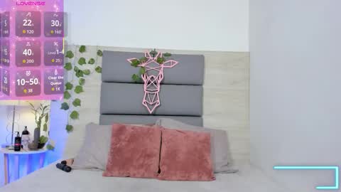 AshleyHill online show from November 11, 2025, 4:01 am