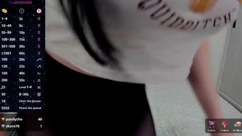 Snapshot of ashleyknightt chatting on October 4, 2025, 1:36 am Ashley knight online show from October 4, 2025, 1:36 am