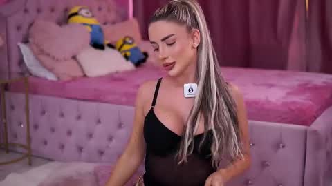 Snapshot of ashleysinnx chatting on September 24, 2025, 3:48 pm Ashley online show from September 24, 2025, 3:48 pm