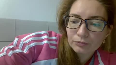 Ashley online show from October 21, 2025, 7:53 am