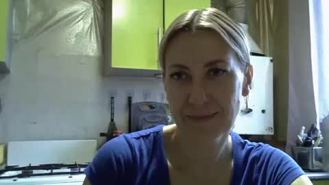 Snapshot of ashleyxhoney chatting on September 27, 2025, 6:18 am AshleyXHoney online show from September 27, 2025, 6:18 am