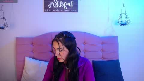 kylie online show from March 7, 2025, 3:29 am