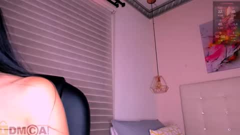 Snapshot of ashlie_dixon1 chatting on January 23, 2025, 12:46 am Ashlie  online show from January 23, 2025, 12:46 am