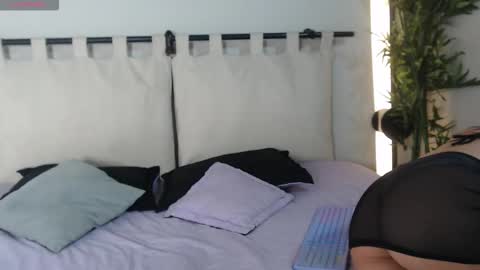 Snapshot of ashly_jones_ chatting on December 3, 2025, 4:09 am ashly_jones_ online show from December 3, 2025, 4:09 am