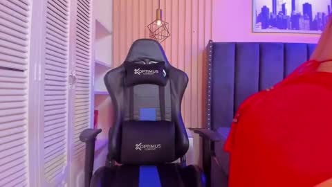 Snapshot of ashlye_miller_ chatting on December 18, 2024, 7:04 am ashlye_miller_ online show from December 18, 2024, 7:04 am