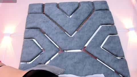 Ashly  online show from December 18, 2024, 10:57 pm