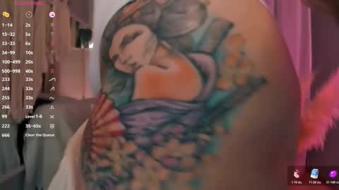 Your girlfriend online show from November 10, 2025, 10:09 pm