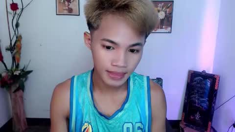 Snapshot of asian_lover05 chatting on September 25, 2025, 3:49 pm asian_lover05 online show from September 25, 2025, 3:49 pm