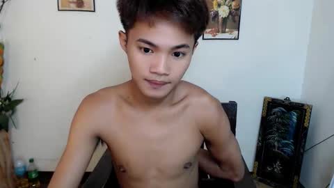 Snapshot of asian_lover05 chatting on October 2, 2025, 4:36 pm asian_lover05 online show from October 2, 2025, 4:36 pm