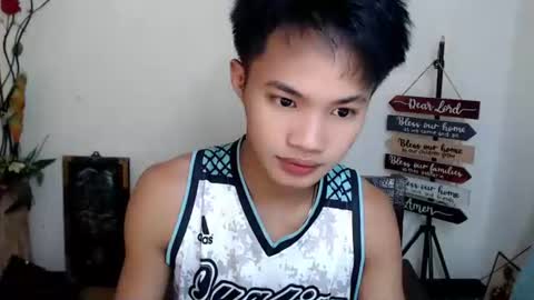 Snapshot of asian_lover05 chatting on October 19, 2025, 4:51 pm asian_lover05 online show from October 19, 2025, 4:51 pm