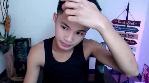 Snapshot of asian_lover05 chatting on November 9, 2025, 1:20 pm asian_lover05 online show from November 9, 2025, 1:20 pm