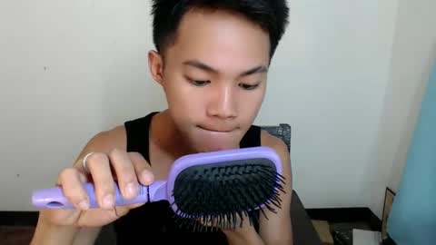 Snapshot of asian_lover05 chatting on November 17, 2025, 2:45 pm asian_lover05 online show from November 17, 2025, 2:45 pm