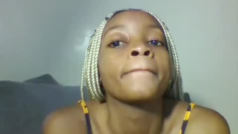 Asia online show from November 24, 2025, 7:35 pm