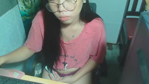 Snapshot of asian_rhean chatting on February 14, 2025, 3:05 pm Rhean online show from February 14, 2025, 3:05 pm