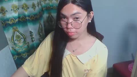 Snapshot of asian_rhean chatting on February 20, 2025, 9:20 pm Rhean online show from February 20, 2025, 9:20 pm