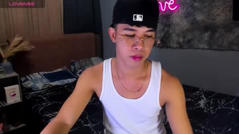 Snapshot of asiancum_peter chatting on November 5, 2025, 2:33 am asiancum_peter online show from November 5, 2025, 2:33 am