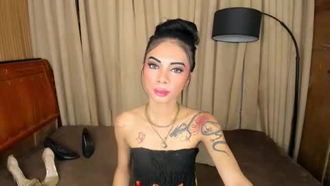 Snapshot of asianprettypetite chatting on February 6, 2025, 10:53 pm CHESKA online show from February 6, 2025, 10:53 pm
