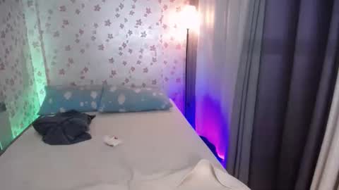 Snapshot of asiansmokeyxx chatting on October 15, 2025, 4:40 pm prince online show from October 15, 2025, 4:40 pm