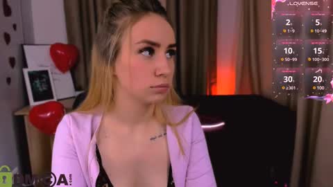 Snapshot of asol_muah chatting on February 19, 2025, 11:46 pm Asol online show from February 19, 2025, 11:46 pm