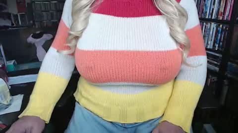 Aspen Vale online show from October 13, 2025, 9:04 pm