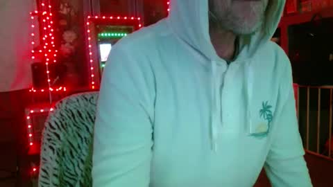 SIR WILLIAM online show from December 9, 2024, 9:28 am