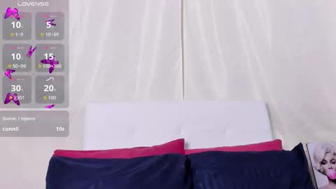 Snapshot of assia_roos chatting on December 2, 2025, 10:20 am Nahomi online show from December 2, 2025, 10:20 am