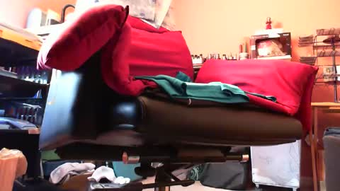 astiff1foru online show from January 9, 2025, 2:18 pm