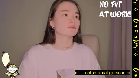 Snapshot of astra_lis chatting on February 18, 2025, 5:31 am Astra online show from February 18, 2025, 5:31 am