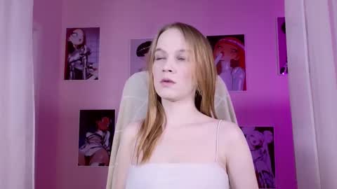 Snapshot of astra_lis chatting on March 1, 2025, 12:23 pm Astra online show from March 1, 2025, 12:23 pm