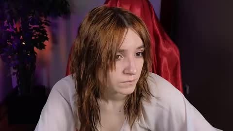 Snapshot of astra_lis chatting on October 12, 2025, 2:16 pm Astra online show from October 12, 2025, 2:16 pm