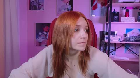 Snapshot of astra_lis chatting on October 26, 2025, 12:22 pm Astra online show from October 26, 2025, 12:22 pm