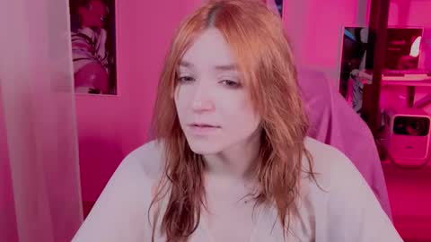 Snapshot of astra_lis chatting on November 14, 2025, 12:48 pm Astra online show from November 14, 2025, 12:48 pm