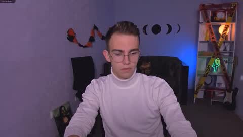 Snapshot of astren_villo chatting on October 21, 2025, 6:03 am astren online show from October 21, 2025, 6:03 am