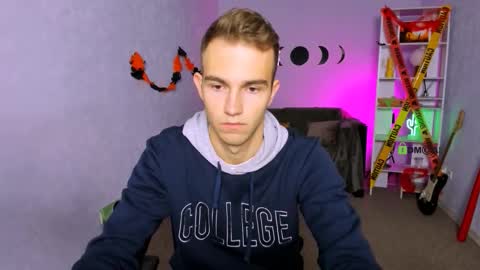 Snapshot of astren_villo chatting on October 26, 2025, 6:52 am astren online show from October 26, 2025, 6:52 am