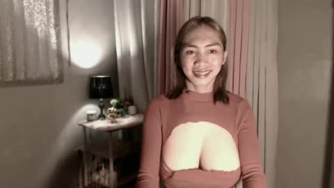 Snapshot of astrid_khalifa chatting on January 30, 2025, 12:59 pm Astrid online show from January 30, 2025, 12:59 pm